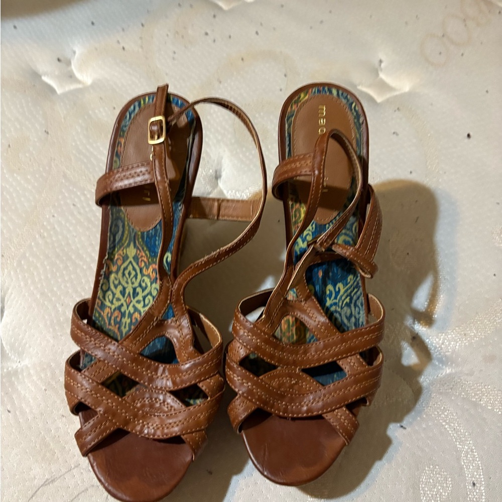 Madden Girl Brown Leather Sandals with Woven Straps and Buckle Closure